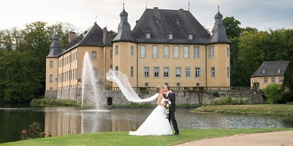 Winterhochzeit - Art der Location: Schloss - Eschweiler - Feiern Sie Ihre Hochzeit auf Schloss Dyck. - Schloss Dyck