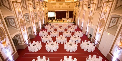 Winterhochzeit - Geeignet für: Hochzeit - Stotzing - Der weltweit bekannte Haydnsaal kann für besonders große Gesellschaften auch gemietet werden - Schloss Esterházy