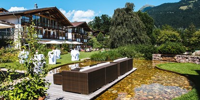 Winterhochzeit - Region Kitzbühel - Eine Agape im Freien im Hotel Kitzhof Mountain Design Resort**** in Kitzbühl, Tirol. - Hotel Kitzhof Mountain Design Resort****