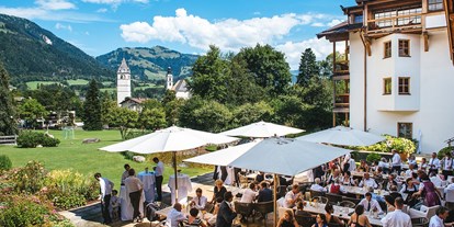 Winterhochzeit - Thor - Feiern Sie Ihre Hochzeit unter freiem Himmel im Hotel Kitzhof Mountain Design Resort**** in Kitzbühl, Tirol. - Hotel Kitzhof Mountain Design Resort****