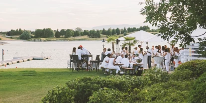 Winterhochzeit - Perfekte Jahreszeit: Sommer-Hochzeit - Loretto - Feiert eure Trauung direkt am See des Golfclub Fontana in Niederösterreich. - FONTANA