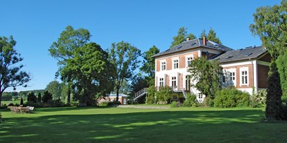 Winterhochzeit - Art der Location: privates Anwesen - Brüel - Gutshaus Groß Siemen Gartenseite - Gut Gross Siemen