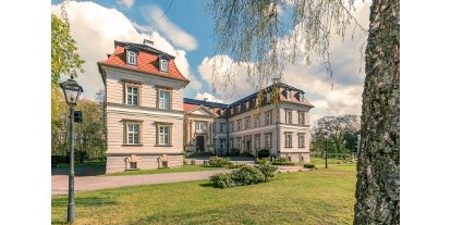 Winterhochzeit - Preisniveau: €€ - Mecklenburg-Vorpommern - Hotel schloss Neustadt-Glewe von aussen - Hotel Schloss Neustadt-Glewe