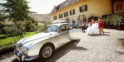 Winterhochzeit - Preisniveau: €€€ - Freidorfer Gleinz - Heiraten im Schloss Gamlitz in 8462 Gamlitz (Steiermark).
Foto © fotorega.com - Schloss Gamlitz