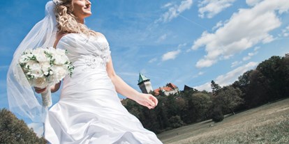 Winterhochzeit - Slowakei West - Heiraten im Schloss Smolenice in der Slowakei.
Foto © stillandmotionpictures.com - Schloss Smolenice