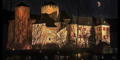 Winterhochzeit - Art der Location: Burg - Unterwart / Alsóör - Ritterburg Lockenhaus