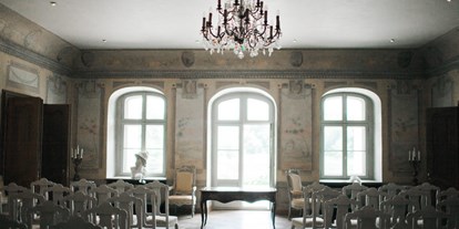 Winterhochzeit - Pest - Hotel CHÂTEAU BÉLA - eine ganz besondere Hochzeitslocation in der Slowakei.
Foto © stillandmotionpictures.com - Hotel CHÂTEAU BÉLA