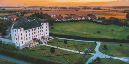 Winterhochzeit - Preisniveau: €€ - Castell - Schloss Walkershofen