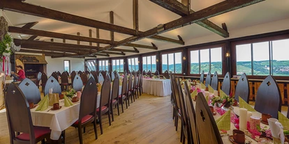 Winterhochzeit - Art der Location: Schloss - Burg Guttenberg in Haßmersheim bei Heilbronn - Heiraten auf Burg Guttenberg