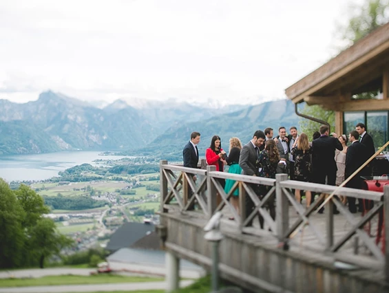 Hochzeitslocation: Die Panorama-Terrasse - zum Luftholen und zum Feiern... - Gmundnerberghaus