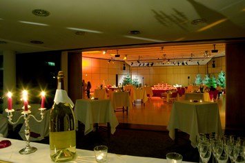 Hochzeitslocation: Gottfried-von-Einem-Saal | Foto © Harald Eisenberger - Holiday Inn Villach