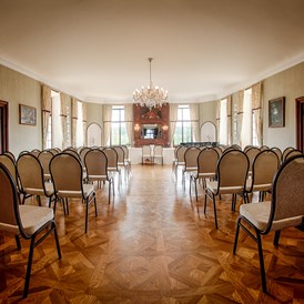 Hochzeitslocation: Billardsaal - großes Standesamt - Golf-Club Schloss Miel