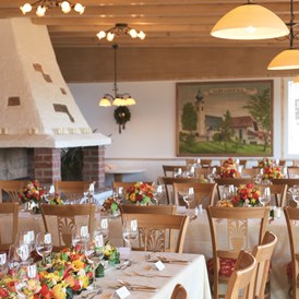 Hochzeitslocation: Panoramarestaurant mit offenem Kamin - Gasthaus Ulrichshögl