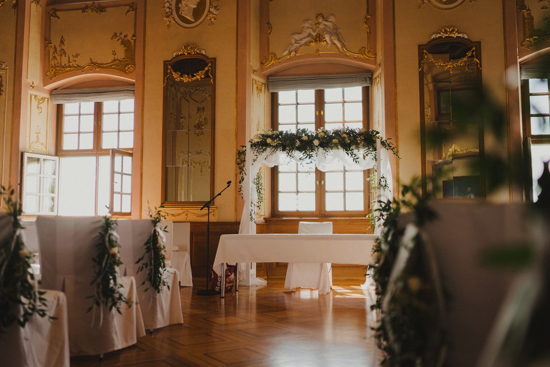 Hochzeitslocation: Eine standesamtliche Trauung im Spiegelsaal. - Neues Schloss Meersburg