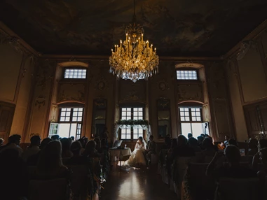 Hochzeitslocation: Eine standesamtliche Trauung im Spiegelsaal. - Neues Schloss Meersburg