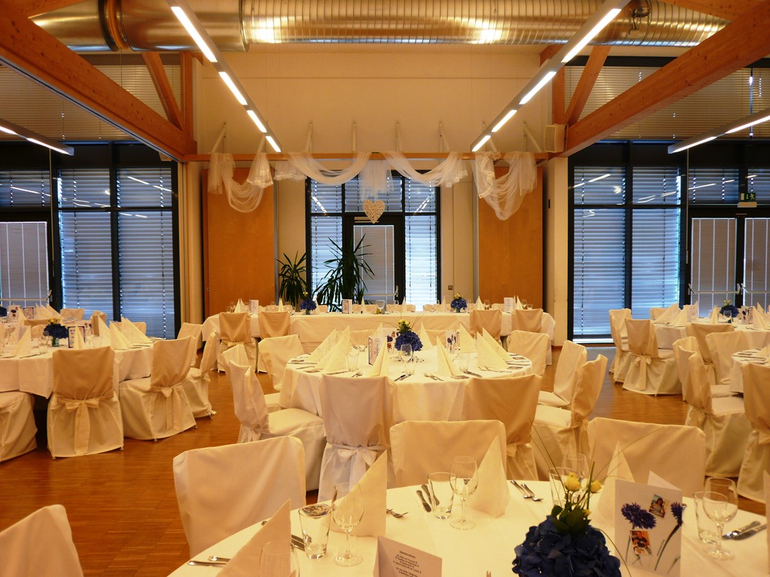 Hochzeitslocation: Gemeindesaal Göming