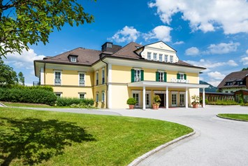 Hochzeitslocation: Hotelansicht - Sheraton Fuschlsee-Salzburg Hotel Jagdhof