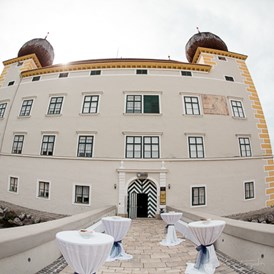 Hochzeitslocation: Gerüchteküche Wasserschloss Kottingbrunn