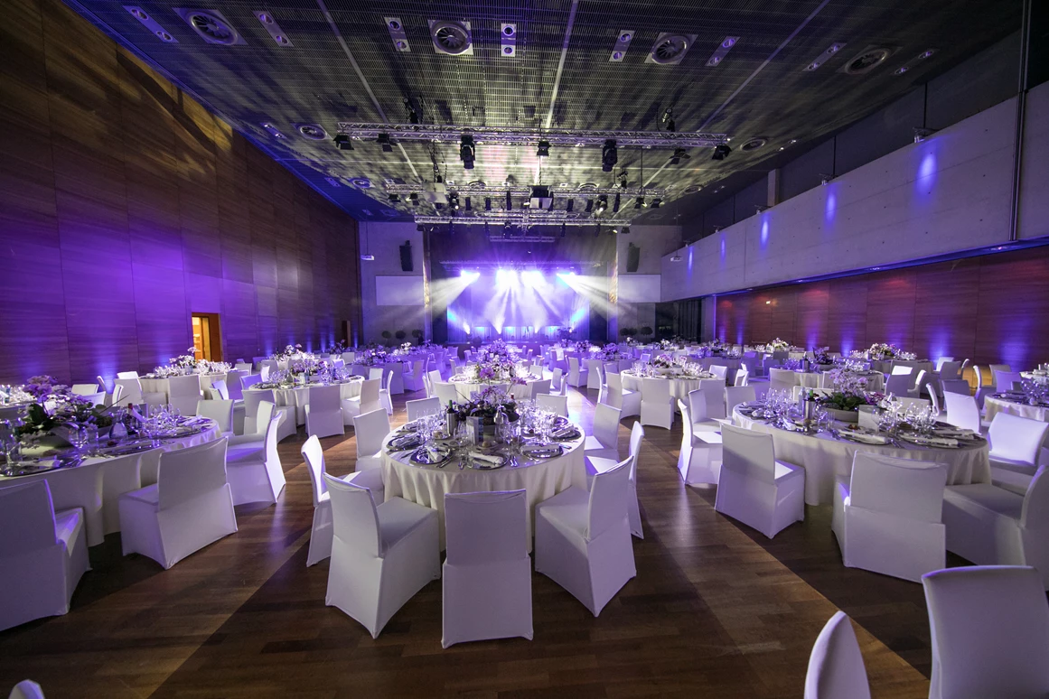 Hochzeitslocation: Gala-Tische - Ferry Porsche Congress Center