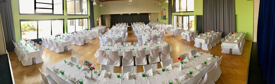 Hochzeitslocation: Großer Saal - gedeckt für 200 Gäste - Donauhof Zwentendorf