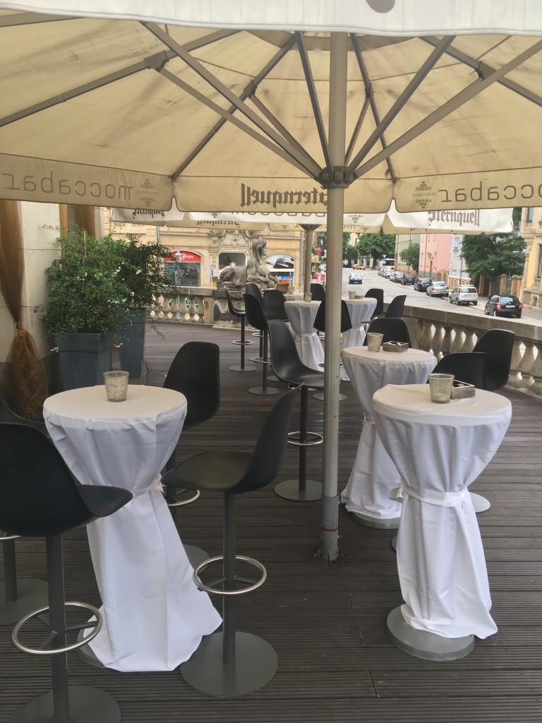 Hochzeitslocation: Terrasse - Villa Mocc