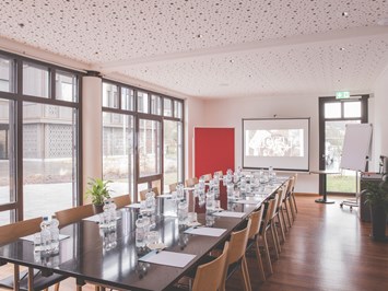 Restaurant HÖFLI Angaben zu den Festsälen Raum Reuss
