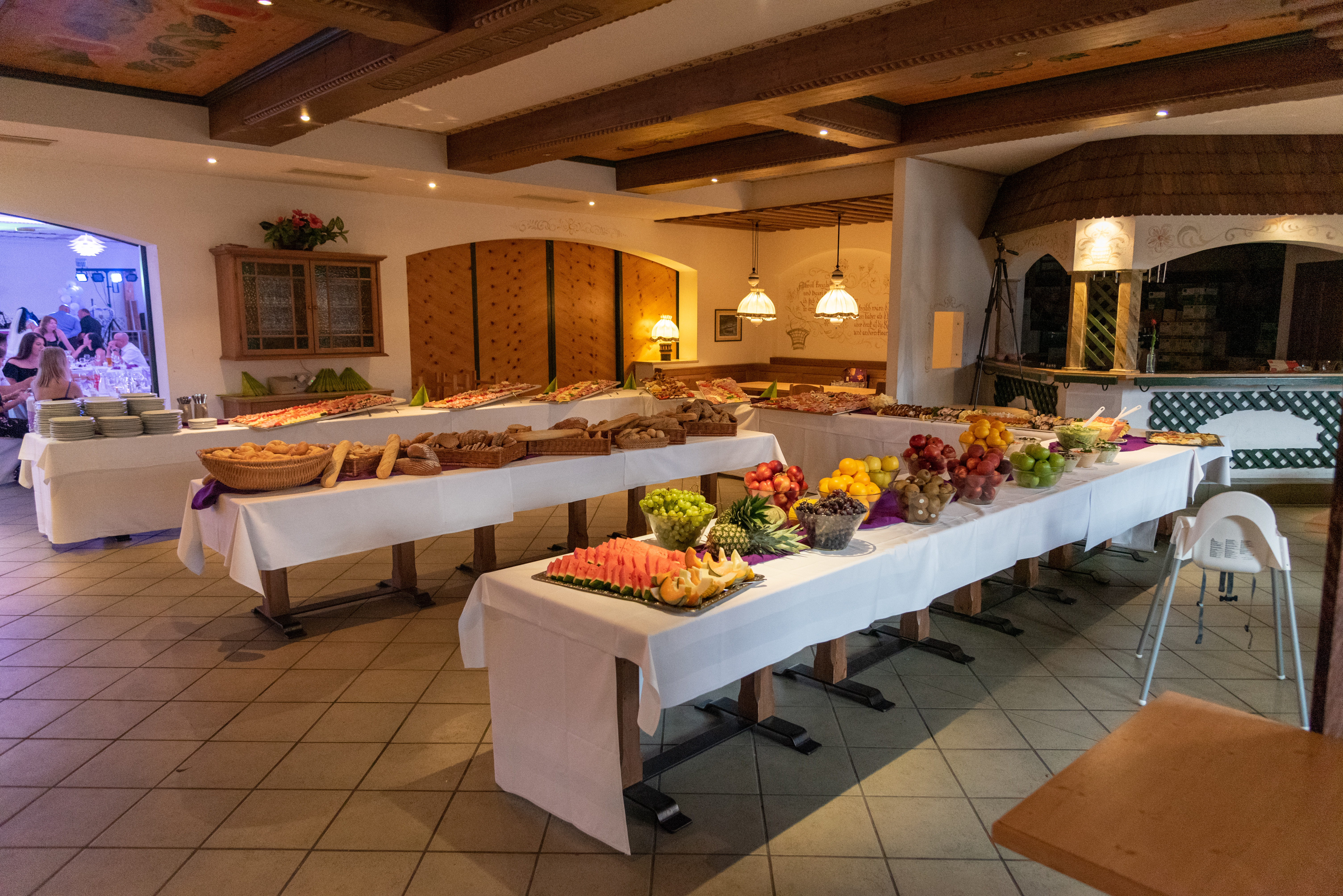 Winterhochzeit - Geinberg - Hochzeitsbuffet im Stelzhamerhof. - Franz Stelzhamerhof