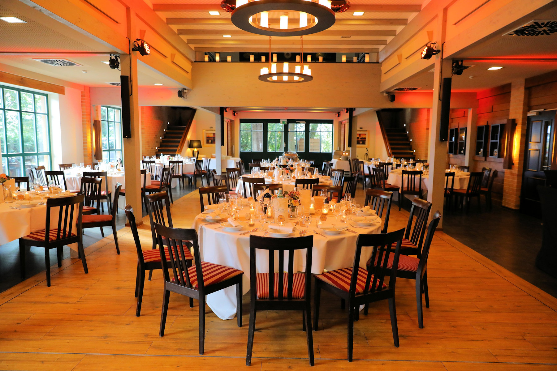 Hochzeitslocation: Hof Frien