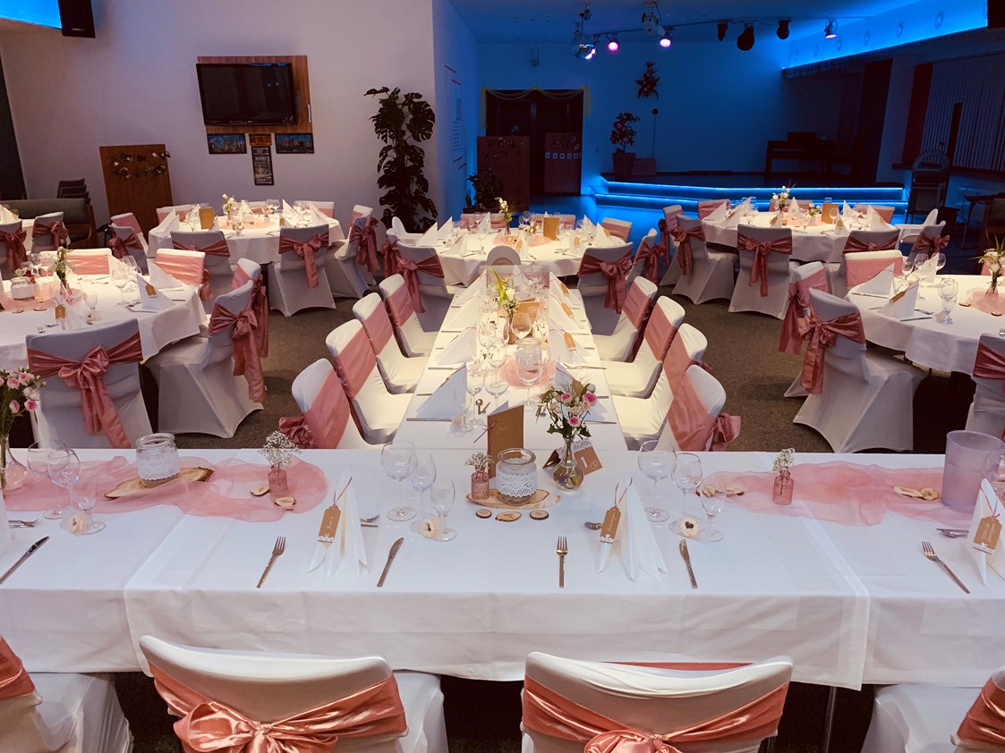 Hochzeitslocation: Bankett, Brauttisch, rosa, Mittel-BAR - Mittel-BAR Schönheide
