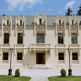 Hochzeitslocation: Das Schloss Hernstein in Niederösterreich.
Foto © thomassteibl.com - Schloss Hernstein