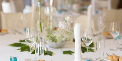 Winterhochzeit - Neumarkt im Mühlkreis - Liebevoll geschmückte Tische laden zum Verweilen.
Foto © sandragehmair.com - Burnerhof