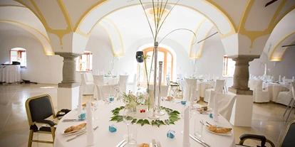 Winterhochzeit - Neumarkt im Mühlkreis - Heiraten am Burnerhof in Oberösterreich.
Foto © sandragehmair.com - Burnerhof