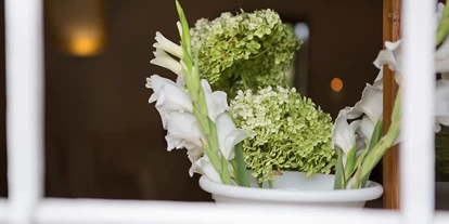 Winterhochzeit - Neumarkt im Mühlkreis - Heiraten am Burnerhof in Oberösterreich.
Foto © sandragehmair.com - Burnerhof