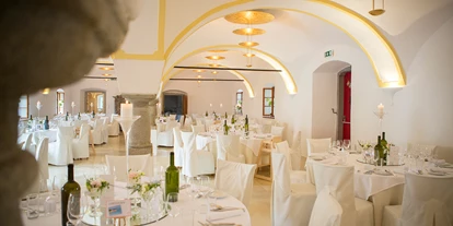 Winterhochzeit - Neumarkt im Mühlkreis - Heiraten am Burnerhof in Oberösterreich.
Foto © sandragehmair.com - Burnerhof