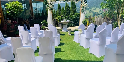 Winterhochzeit - Abtenau - FREIE TRAUUNGEN IM KRÄUTERGARTEN - Oberforsthof Alm