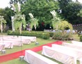 Hochzeitslocation: Im Schlossgarten kann auch standesamtlich geraut werden - einfach schön - Wasserschloss Unsleben