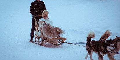 Winterhochzeit - Hunde erlaubt - Mit dem Husky-Schlitten zu euer Traumhochzeit im Winter. - Rufana Alp