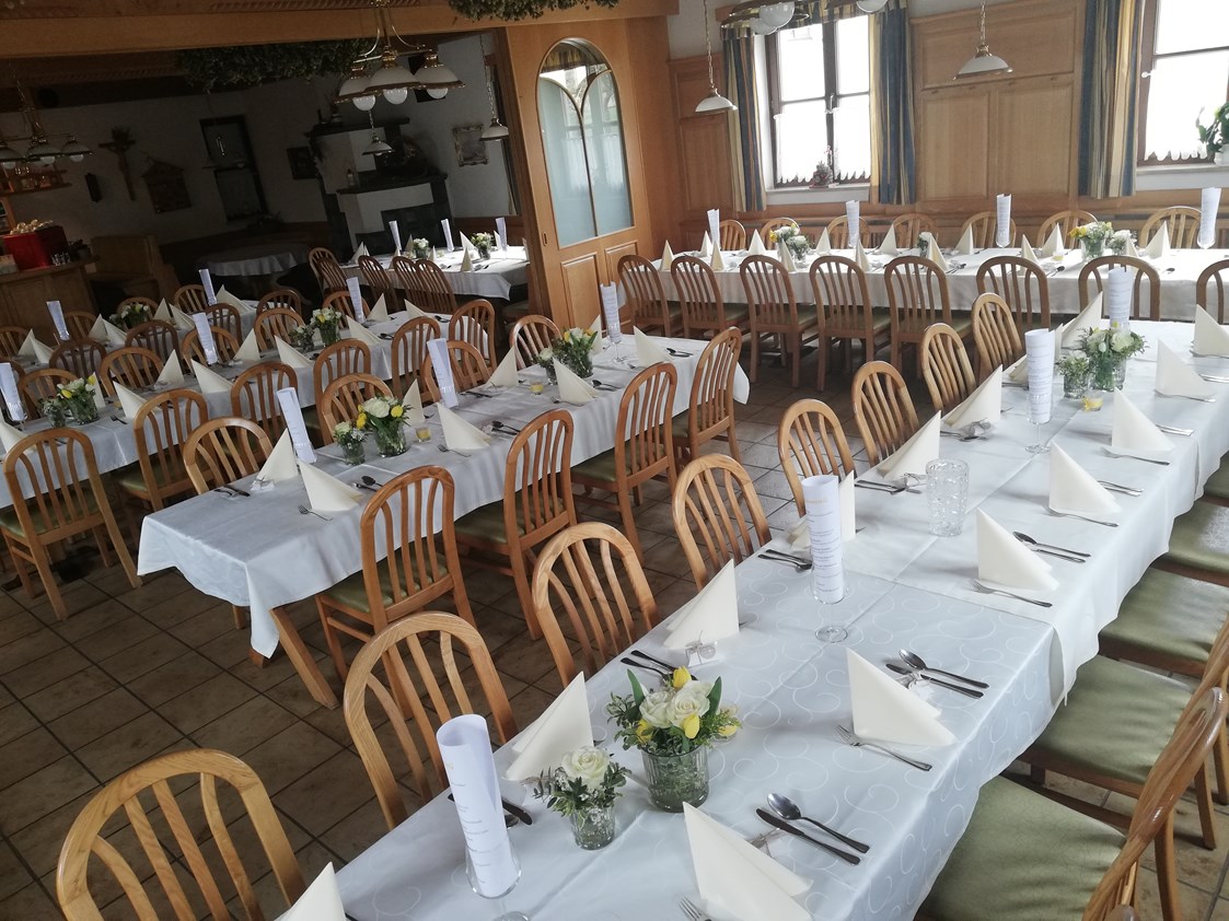 Hochzeitslocation: Feier im großen Saal - unserer Hopfnstubn - KräuterWirt Dunzinger