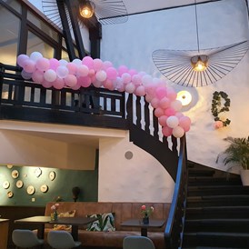Hochzeitslocation: Treppenaufgang zur Tenne - Landhaus Danielshof