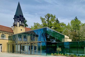 Hochzeitslocation: Der neue Festsaal bietet Platz für bis zu 300 Personen  - Schloß Vasoldsberg 