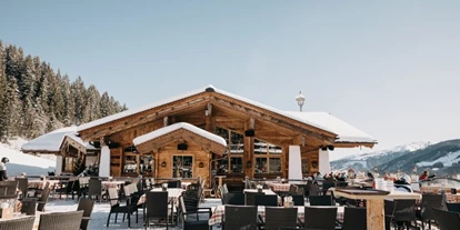 Winterhochzeit - Tirol - Die Winterhochzeitslocation Rössl Alm im Zillertal. - Rössl Alm