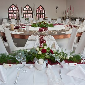 Hochzeitslocation: Der Avalon Festsaal für eure Hochzeit im Burghotel zu Strausberg. - The Lakeside Burghotel zu Strausberg