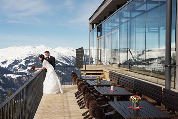 Hochzeitslocation: (c) Mayrhofner Bergbahnen - Kunstraum Ahorn