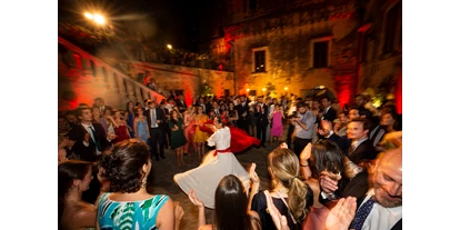 Winterhochzeit - Lecce - Traditioneller Showtanz www.retreat-palazzo.de - Retreat Palazzo