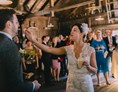 Hochzeitslocation: Ein traditioneller Hochzeitsstritzel darf natürlich nicht fehlen. - Waldgasthaus Triendlsäge