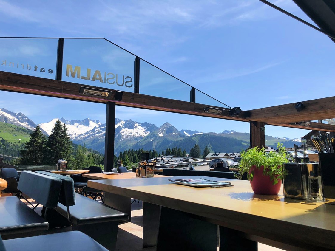 Hochzeitslocation: SUSI Alm | direkt beim Hotel | Restaurant mit Cabrio-Dach & Terrasse - Das Alpenwelt Resort****SUPERIOR