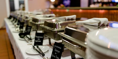 Winterhochzeit - PLZ 71034 (Deutschland) - Aufbau Buffet  - Quartier77