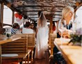 Hochzeitslocation: Die MS Charleston bietet Platz für 27 Hochzeitsgäste. - Bunte Flotte - MS Charleston