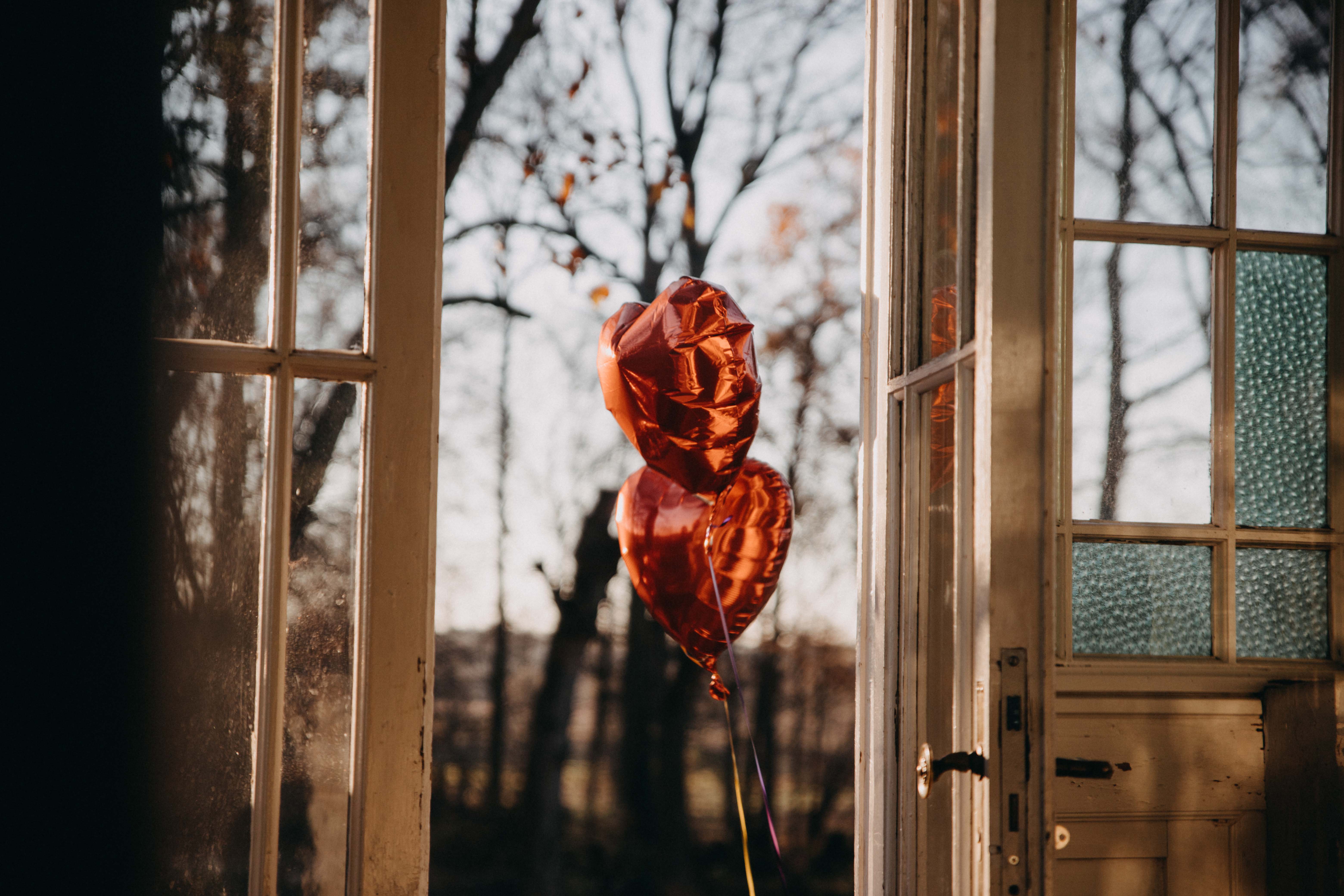 Hochzeitslocation: Der Blick auf das große Gartenareal des Gut Boltenhof. - Gut Boltenhof