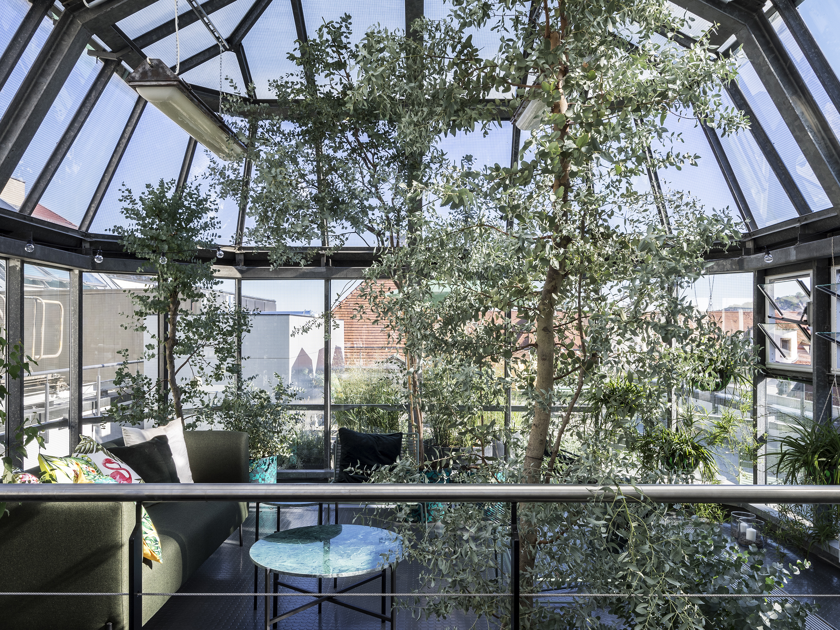 Winterhochzeit - Geeignet für: Hochzeit - Einblick in unseren kleinen, aber feinen Wintergarten. - OutOfOffice Stuttgart-Mitte